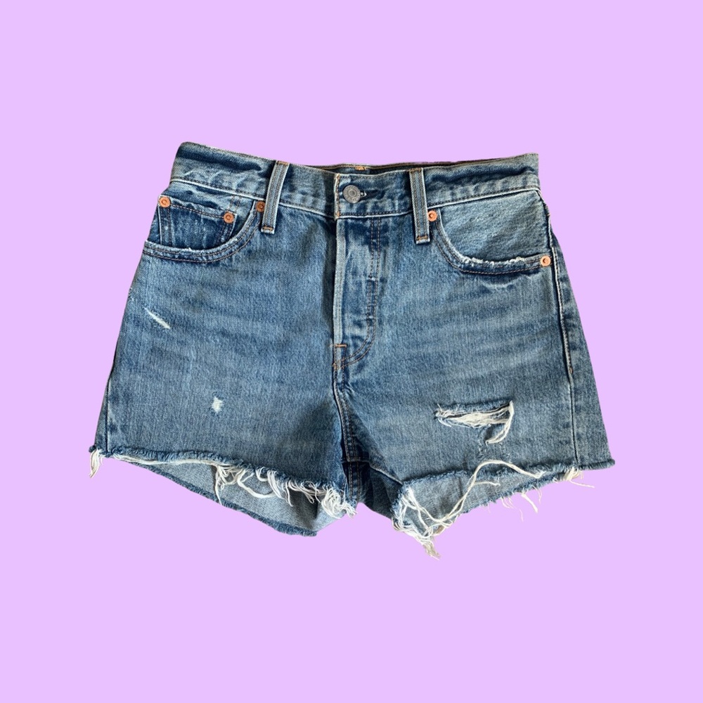 Levi’s Wedgie Shorts